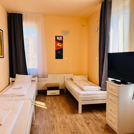 Aparthotel Gabor Panzio Gyál Exterior foto
