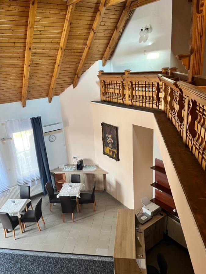 Aparthotel Gabor Panzio Gyál Exterior foto